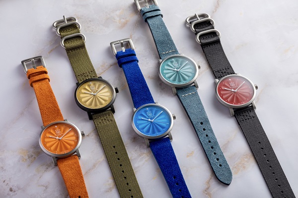 自分らしい腕時計でポジティブな毎日を！400通りのカスタマイズが可能な「デザインウォッチ」日本上陸