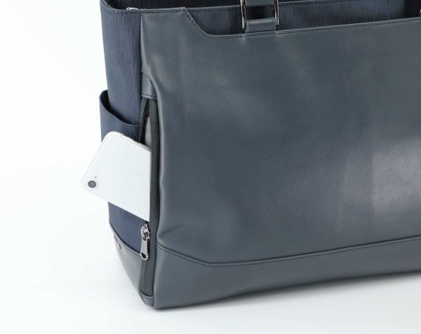 社会人らしいバッグを新調しない？ノートパソコンがすっぽり入るトートバッグ「COMFORT」発売