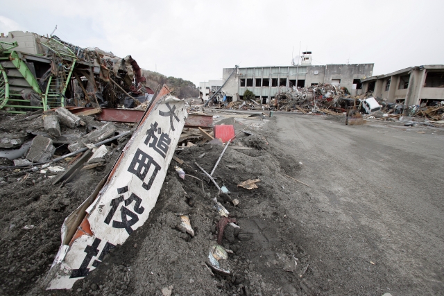 東日本大震災・津波による被災状況を再現「大槌町震災伝承ARアプリ」公開。岩手県大槌町と凸版印刷が開発
