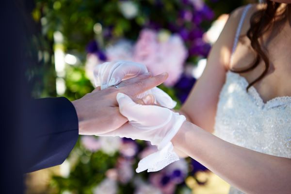 婚活する若者は「地元に戻りたくない」と考えている？ーー出身地で婚活する人は半数以下の現実【IBJ調べ】